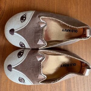 Old Navy Tan and Cream Kids Animal Flats